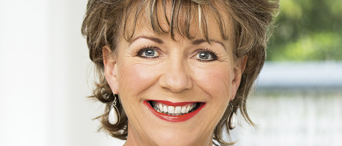 Julie-cropweb